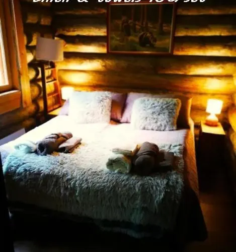 Comfy Retreat For 8 With Hot Tub & Sauna Apartman